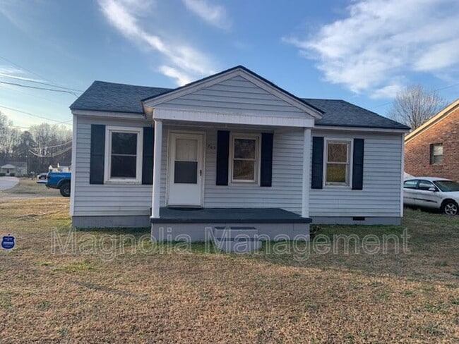 Building Photo - 203 Belmont Dr