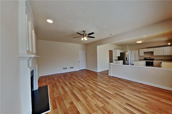 Photo - 3531 Chasefield Way