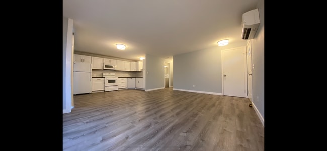 Photo - 625 NW Fenton St