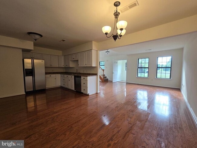 Photo - 68 Liberto Ln