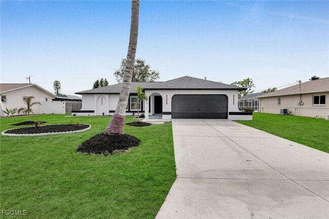 Building Photo - 1324 SE 22nd Terrace