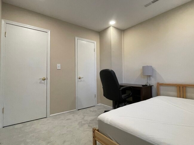 Photo - 10540 Assembly Dr