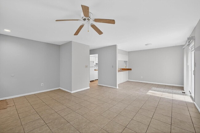 Photo - 5367 Wayne St Unit B