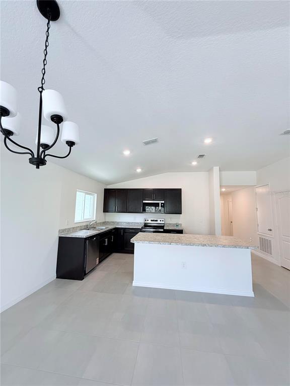 Photo - 20248 Lavender Bloom Loop