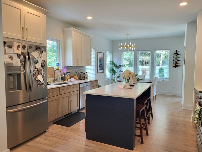 Photo - Furnished home in Lincoln Heights