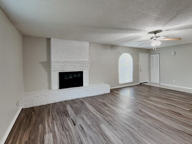 Photo - 117 Cooper St