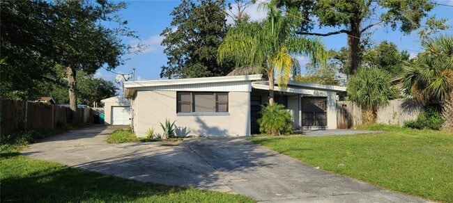 Building Photo - 2027 Bentley St Rental