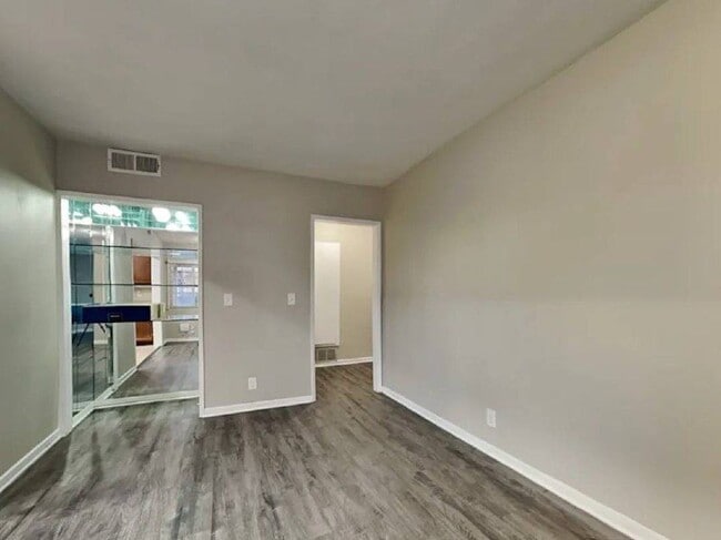 Photo - 2137 Little Brook Ln