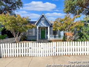 Building Photo - 919 Ripley Ave