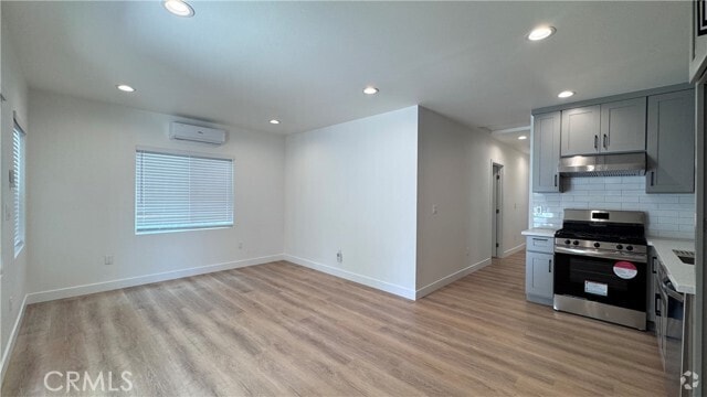 Building Photo - 114 E Alberta St Rental