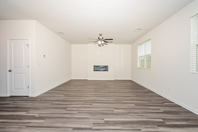 457 Culloden Moor Dr