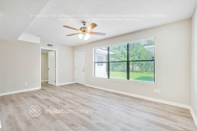 Photo - 4853 Clyde Dr