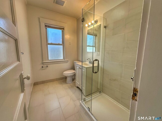 Photo - 75-77-77 Homestead Ave Unit 2