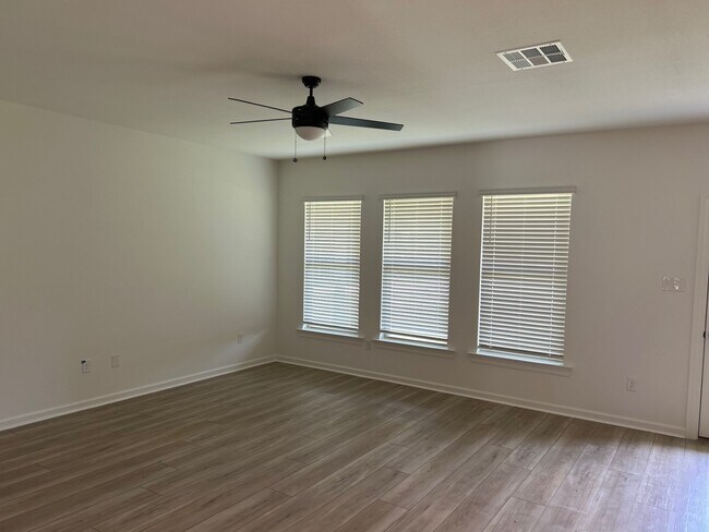 Photo - 41386 Rosewood Ln