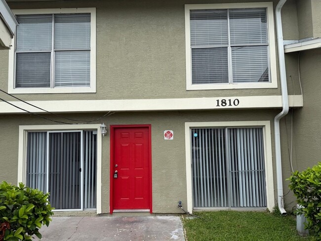Photo - 1810 Caralee Blvd