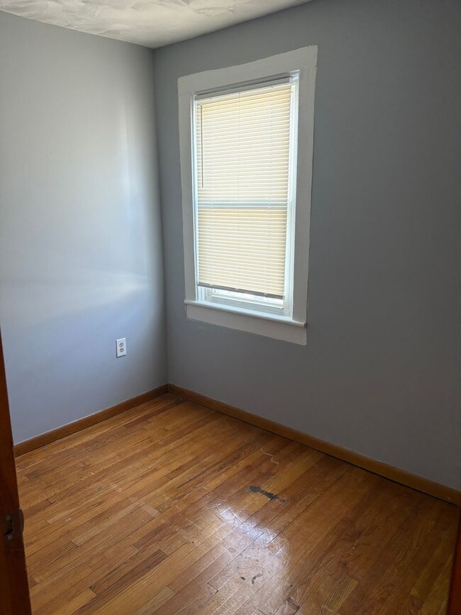 Photo - 26 James St Unit 2