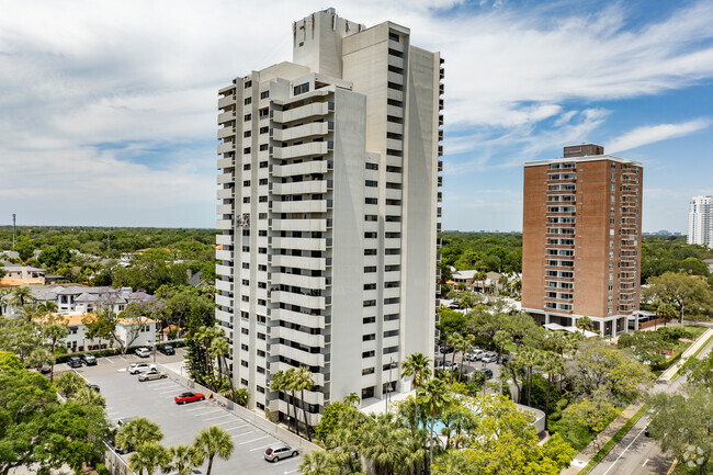 Photo - The Pinnacle Apartments