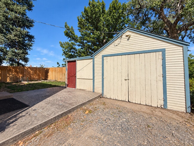 3790 High Ct