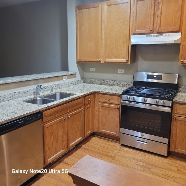 Photo - 961 Genesee Ct Unit 961