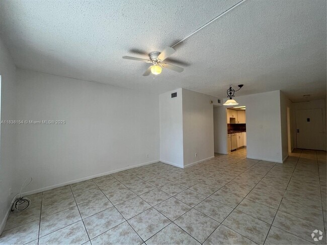 Building Photo - 4354 NW 9th Ave Rental