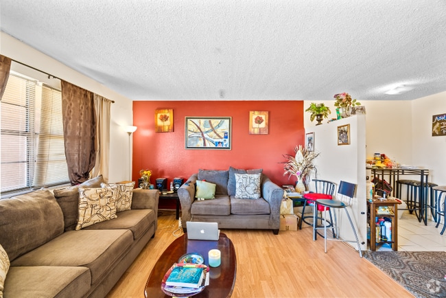Building Photo - 301 NW 177th St Unit 227 Rental