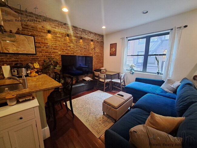Photo - 22 Henchman St Apartments Unit 1f