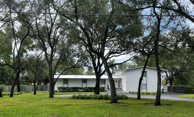 Photo - 9811 SW 96th St Casa