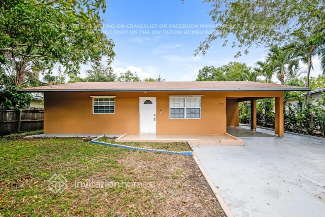 Building Photo - 1380 SW 26th Terrace