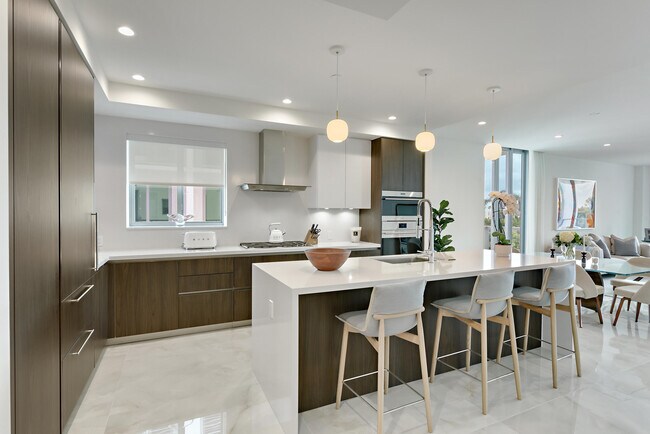 Photo - 485 E Royal Palm Rd Unidad 403