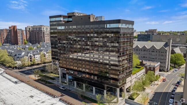 Building Photo - 127 Greyrock Pl Unit APT 1002