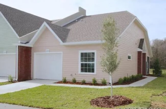 Building Photo - 3144 NW 105th Dr Rental