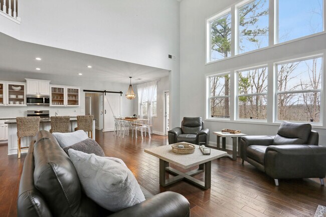 369 Eagle Rock Dr