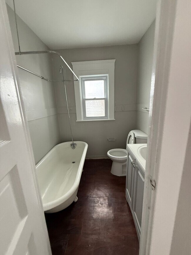 Photo - Cudell/West Blvd neighborhood; 4 bedroom/1 bath single family house for rent!