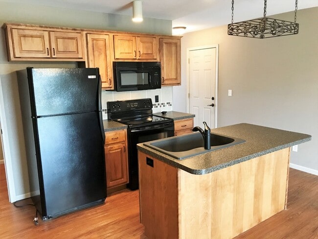Photo - 3D Tour Available - 1-Car Garage + Fenced-in Yard + LVT Flooring! Available July 3rd!