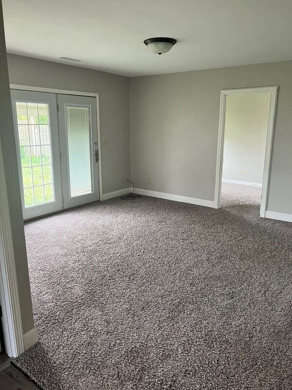 Photo - 1347 22nd Ave SW