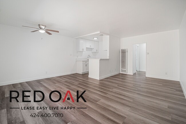 Photo - 4037 McLaughlin Ave Unit 8