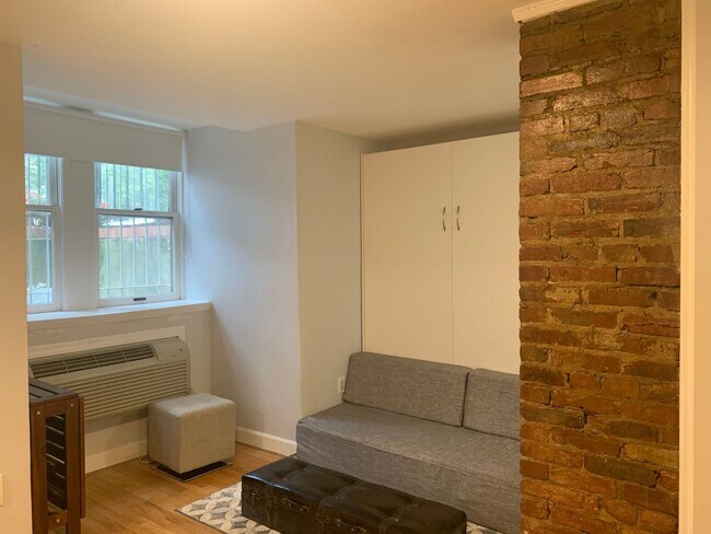 Photo - DC Studio in "Old City"  - Furnished!! Mur...