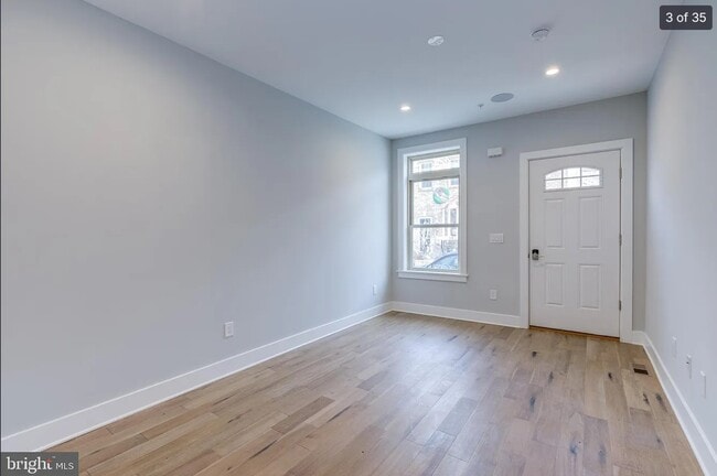 Photo - 2222 E Albert St