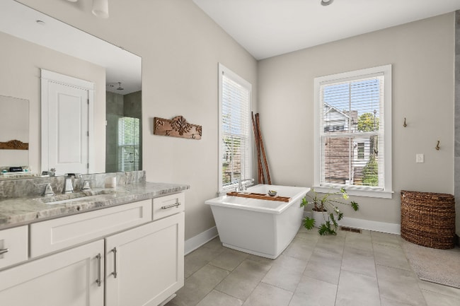 Photo - 805 S 19th St