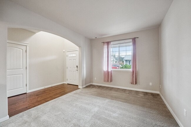 Photo - Well maintained 4-Bedroom 2.5 bath Graham home w/ Multiple Living Areas