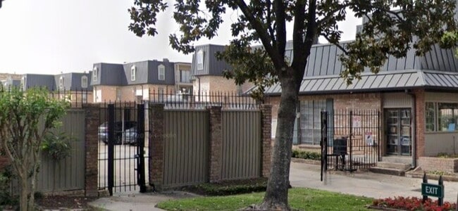 Photo - 2425 Underwood St Unit 154
