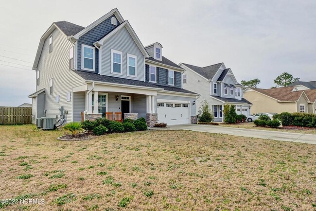 Photo - 122 Hampton Dr