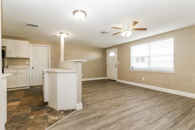 Photo - 3812 Darlington Rd