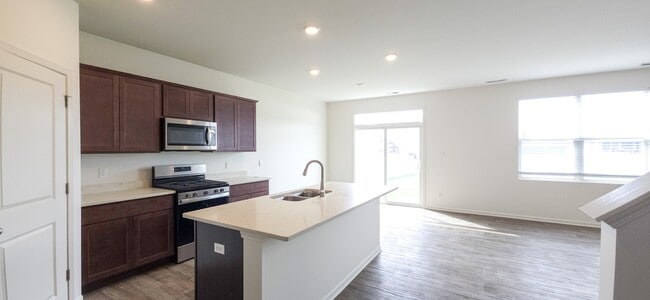 Photo - 10438 Morse Pl