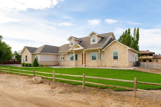 Photo - 2630 New Orchard Ct