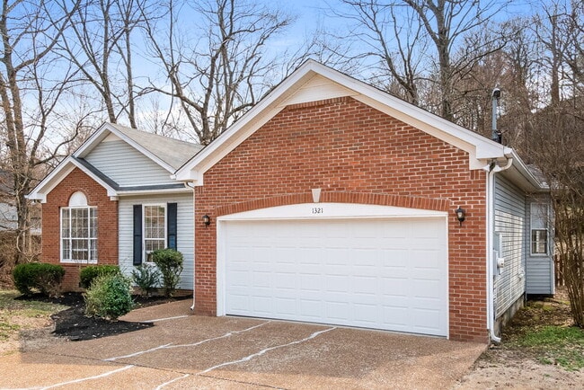 Photo - 1321 Georgetown Dr