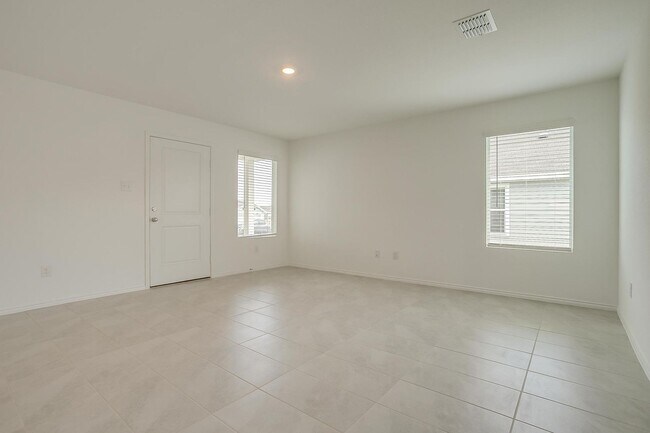 Photo - Amazing Northpointe Cottage- 3 Bed, 2 Bath- Eagle Mountain Saginaw ISD- 76179