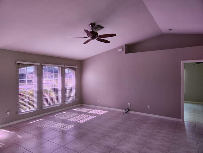 Photo - BEAUTIFUL 3 BR / 2 BA HOME AVAILABLE IN MI...