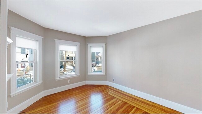 70 Hudson St Unit 1