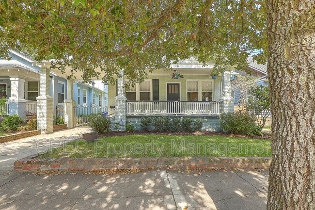 Building Photo - 831 Rutledge Ave